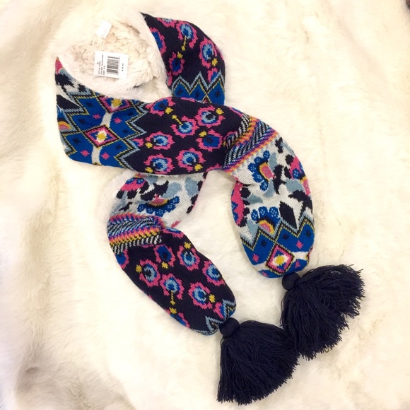 Muk Luks Extra Long Scarf - Picture 1 of 4